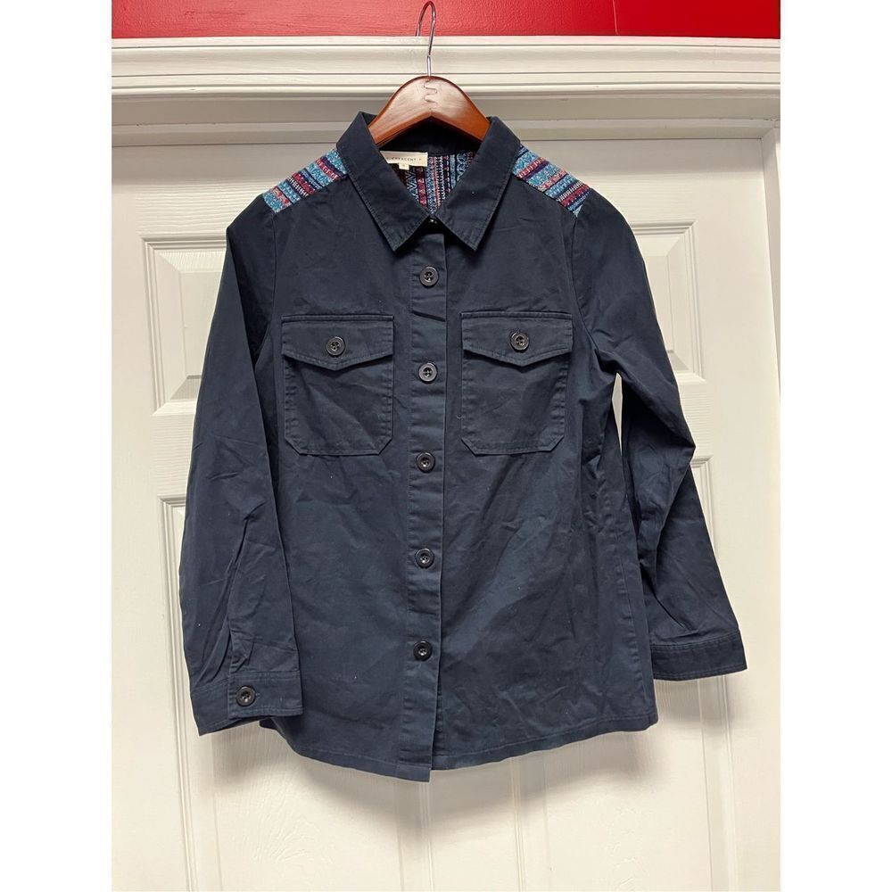 Crescent Navy Embroidered Boho Button Down Safari Shirt sz S EUC